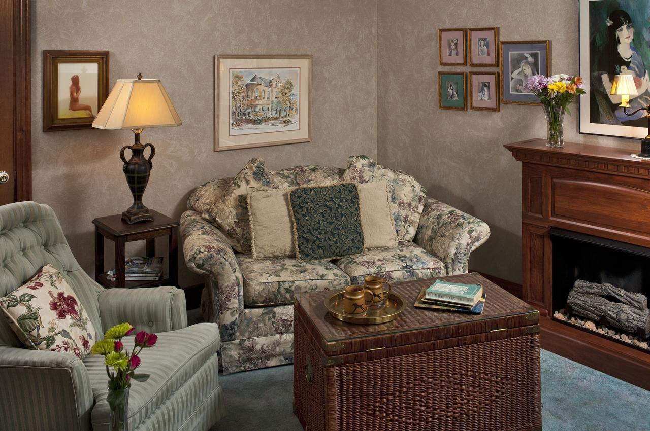 Cliff Cottage Inn Eureka Springs Esterno foto